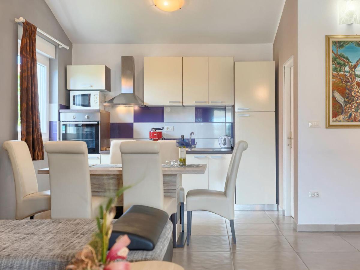 Holiday Home Goldi - Voj512 By Interhome Mednjan Exterior foto
